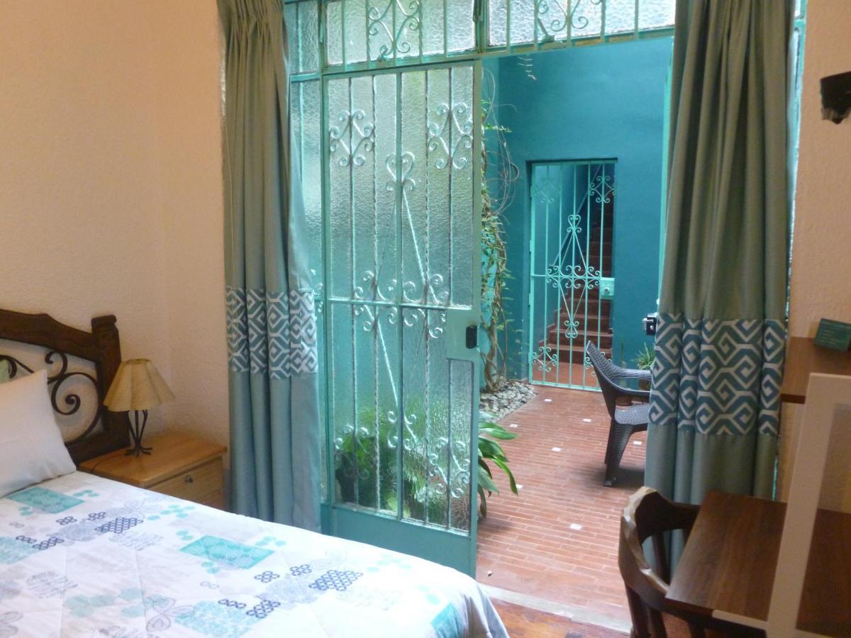 リマ La Casona Azul Bed & Breakfast エクステリア 写真