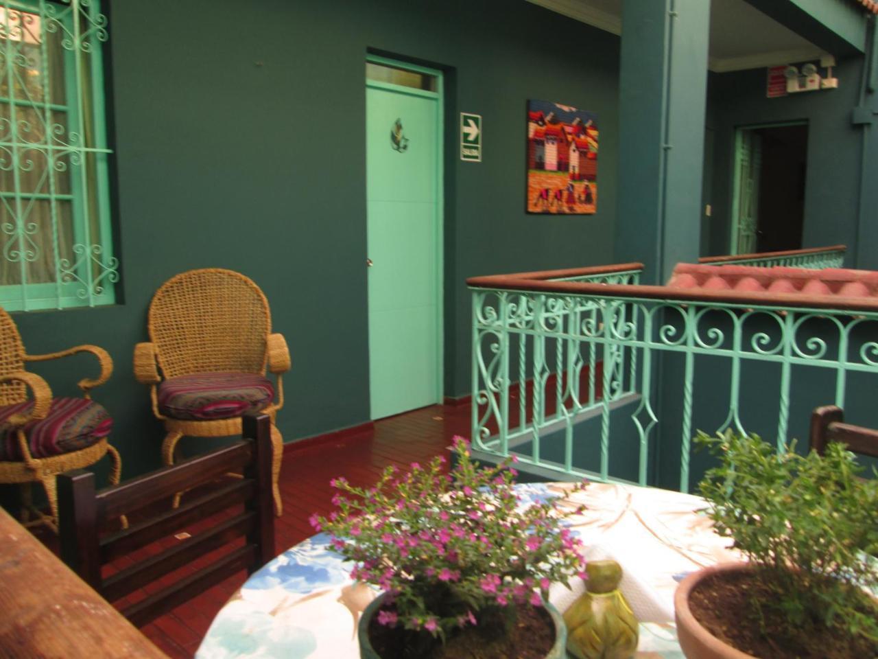 リマ La Casona Azul Bed & Breakfast エクステリア 写真